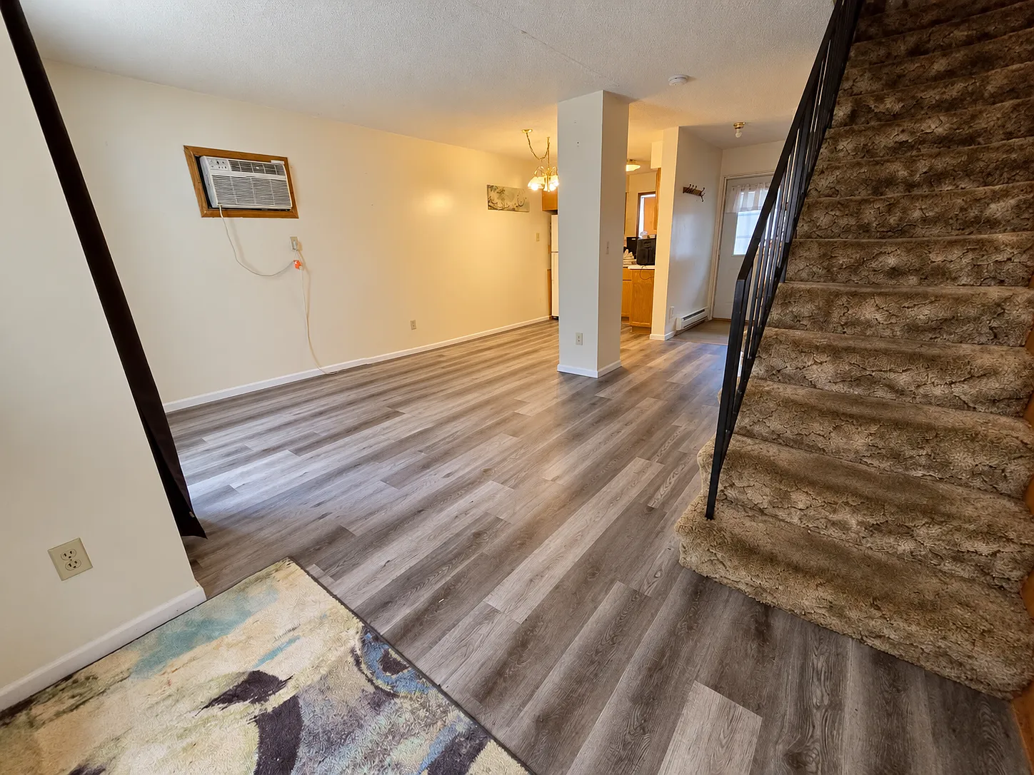 2 bed, $1,400 — Photo 4