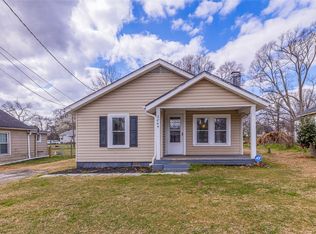 304 Poplar Dr, Greer, SC 29651