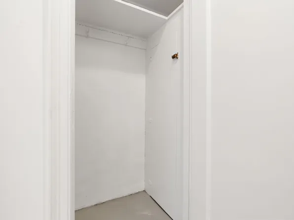 235 East 22nd Street image 9 of 19