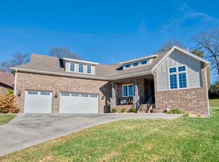 2549 E Old Ivy St, Springfield, MO 65804
