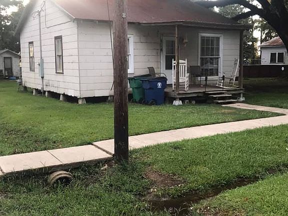 5th image of 217 Pearl St