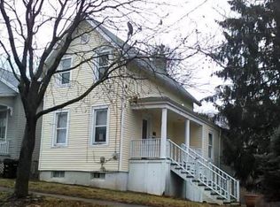 106 Ivanhoe Ave, Cincinnati, OH 45233