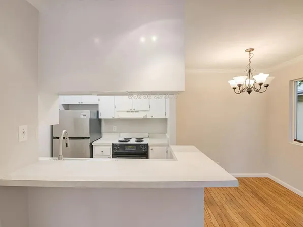 355 Half Moon Ln APT 2, Daly City, CA 94015