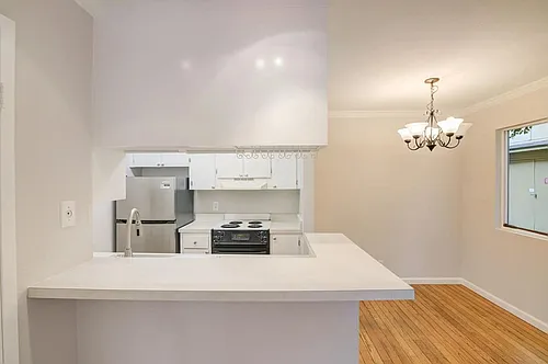 355 Half Moon Ln #2 Photo 1