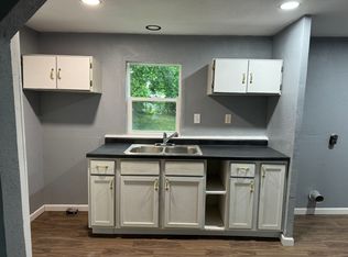 1815 W Atlantic St, Springfield, MO 65803