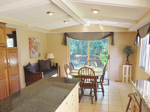 4th image of 14811 Ivanhoe Dr