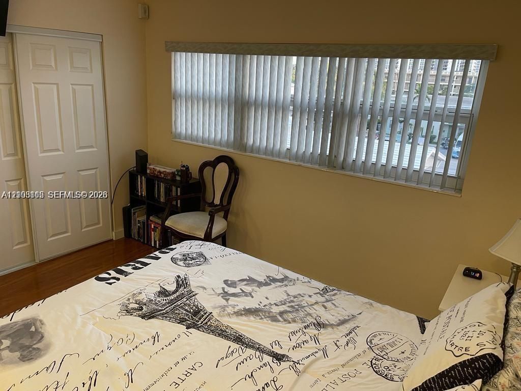 3200 NE 7th Ct APT 306C, photo 6