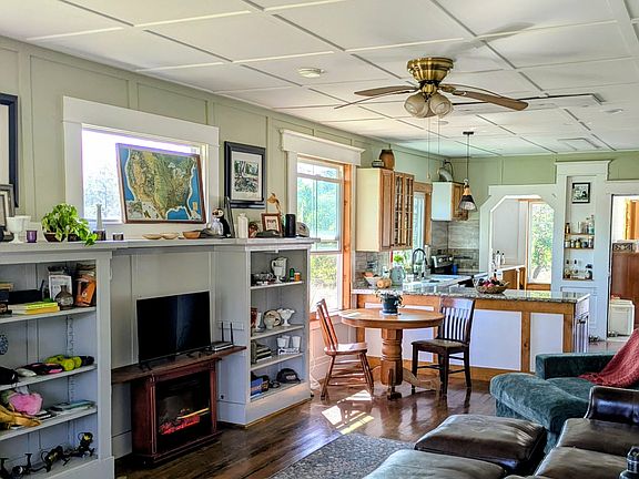 2nd image of 4543 Beaverton Valley Rd #1