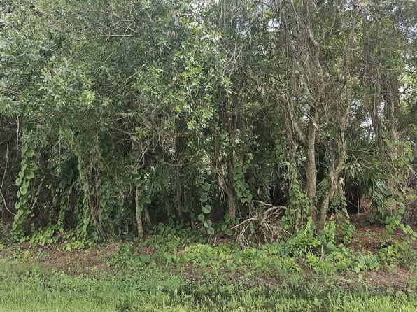 1757 SW Day Street, Port St Lucie, FL 34953