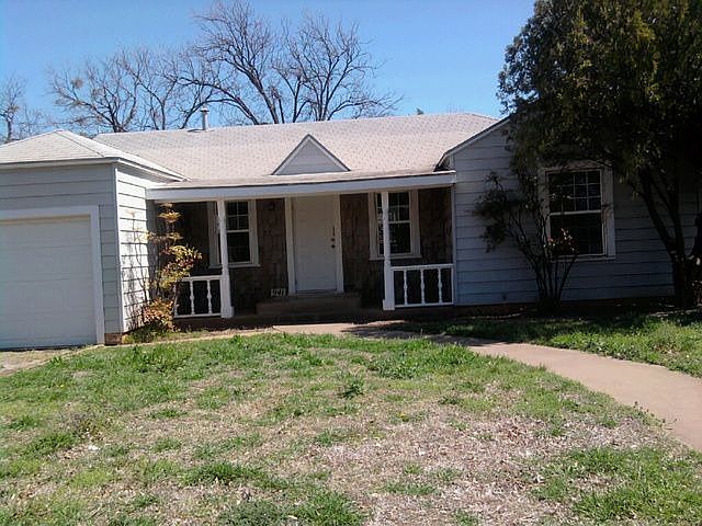 1st image of 941 Albany St