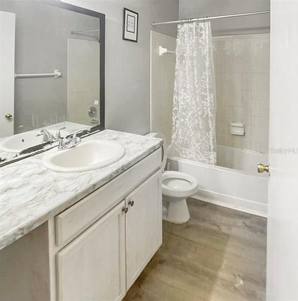1st image of 2102 Cascades Blvd Unit 106