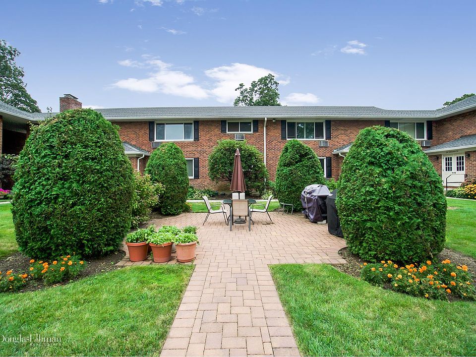 1st image of 244 Edmunton Dr APT J19