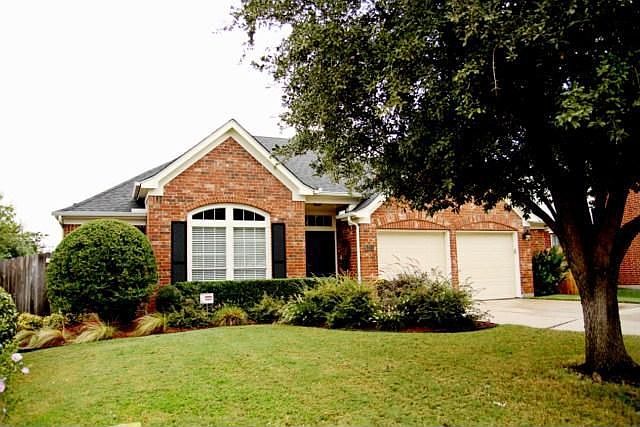 1st image of 6301 Greenbriar Ln