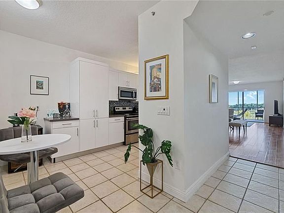 3rd image of 10750 NW 66th St APT 512