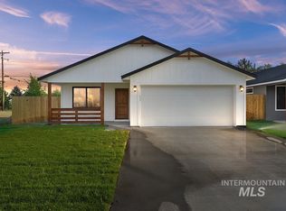 614 E 6th St, Emmett, ID 83617