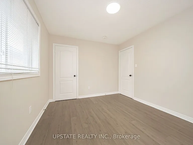 46 Velvet Grass Ln — Photo 18