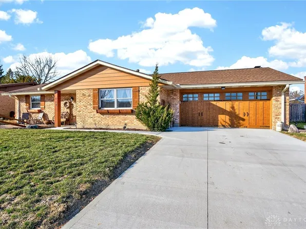 619 Rohrer Dr, Tipp City, OH 45371