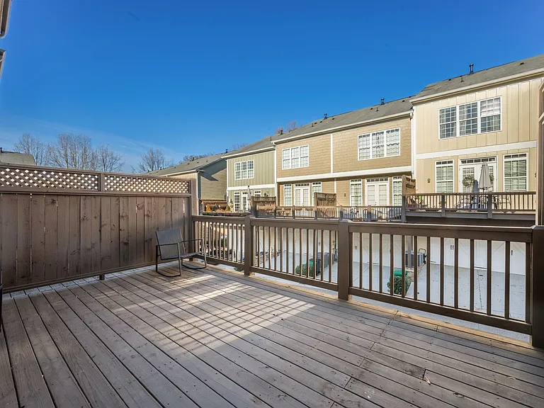 1425 Briarhaven Trl — Photo 23