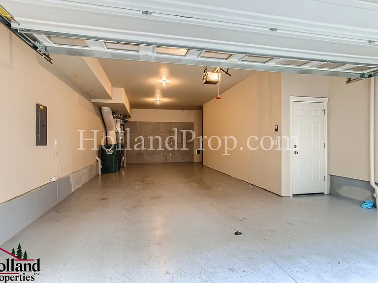 3119 NE Weeping Willow Way — Photo 23