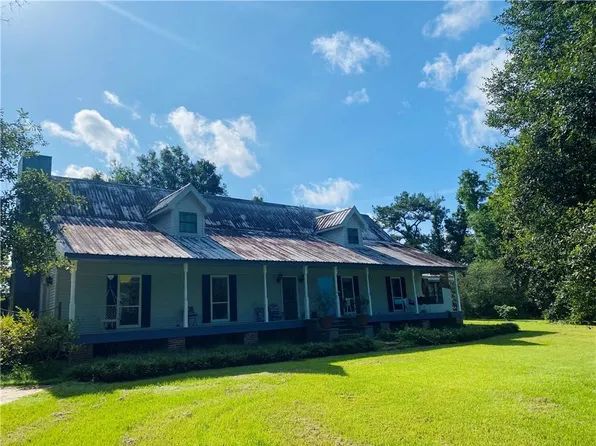 19406 Rocking D Rd, Covington, LA 70435