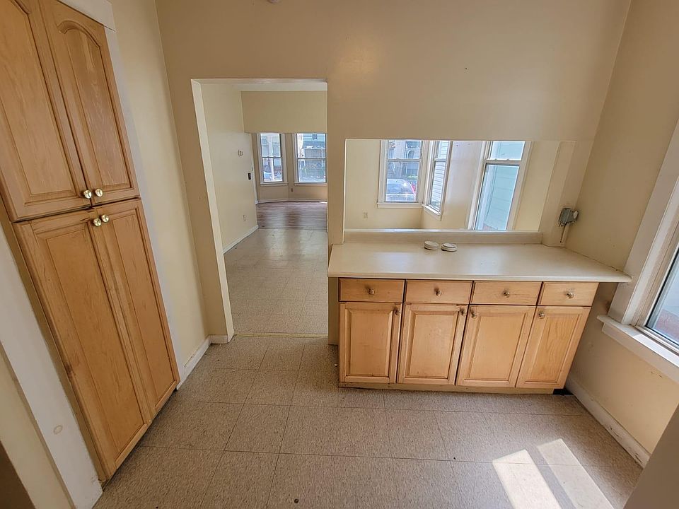 1st image of 302 Greenwich Avenue # Fl 1ST