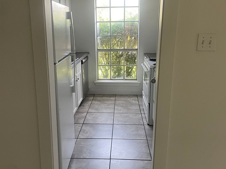 2nd image of 14652 Forest Grove Ave