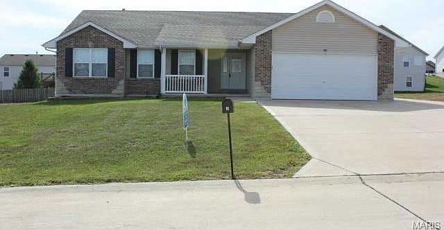 1st image of 90 Kensington Palace Dr