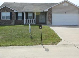 90 Kensington Palace Dr, Troy, MO 63379