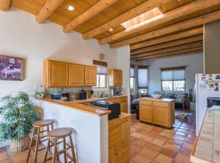 2 Hohokam Rd, Placitas, NM 87043