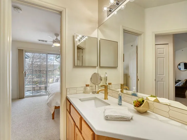 550 Mohawk Dr #70 — Photo 19