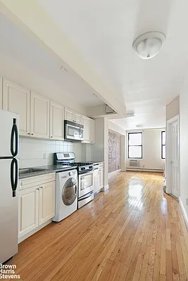 Rented by Brown Harris Stevens | media 24