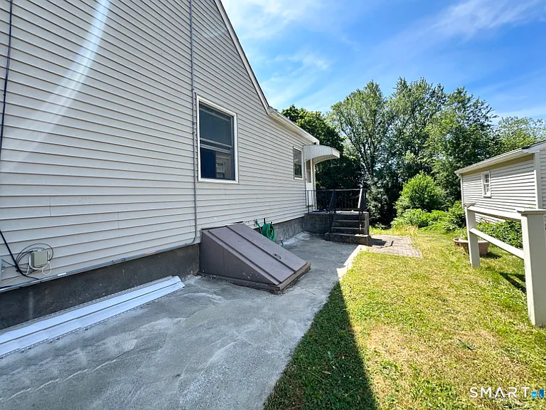 225 Battis Rd — Photo 23