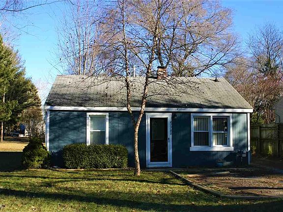 2nd image of 47780 Pinecrest Dr
