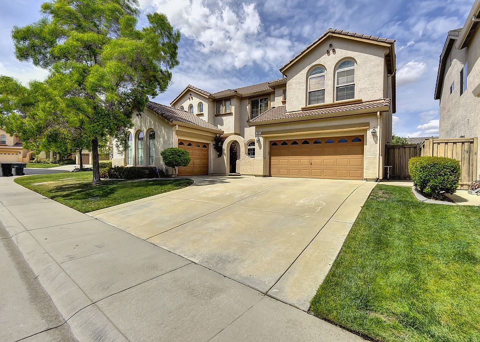 1st image of 633 Aliso Viejo Ct