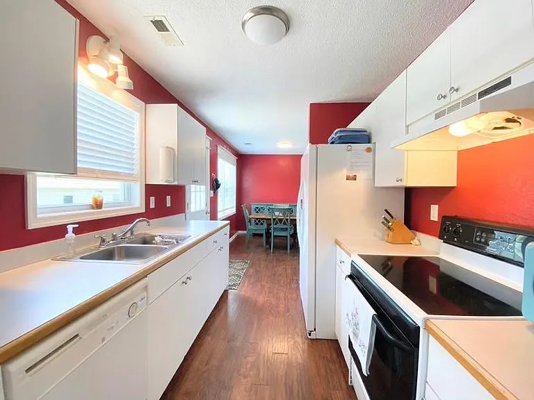 3217 Caratoke Hwy — Photo 12
