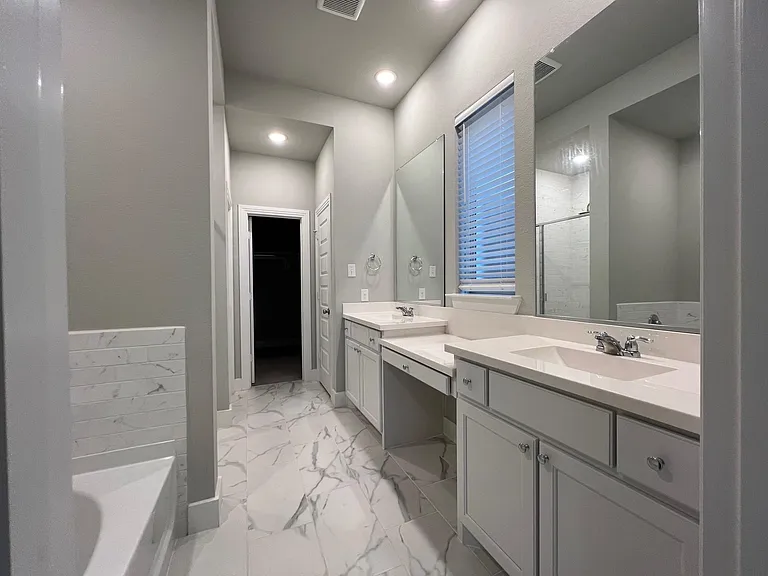 1317 Thrasher Dr — Photo 17