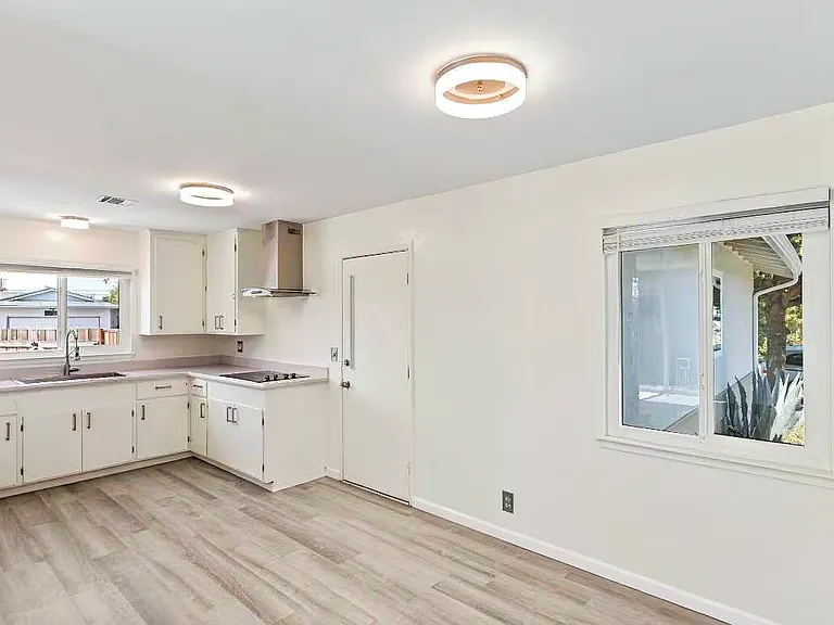 175 Barker St — Photo 6