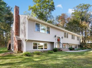 176 North St, Bellingham, MA 02019