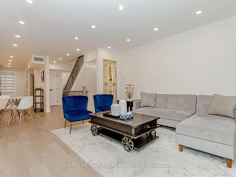 56 Saint Nicholas St — Photo 1