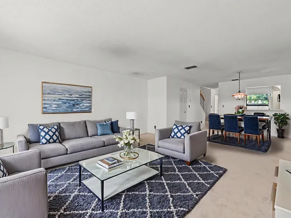 1464 NW 97th Terrace #285, Pembroke Pines, FL 33024