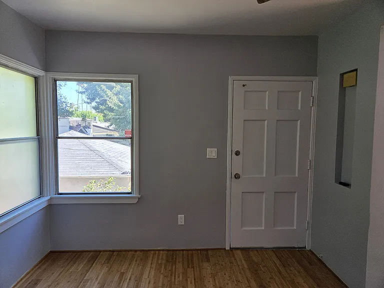 7316 Owensmouth Ave #1 — Photo 3