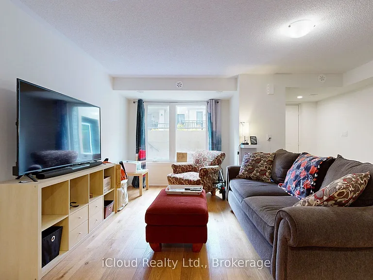 26 B Lookout Dr #A — Photo 2