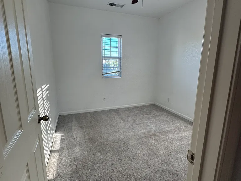 7474 E Redlands Ave — Photo 16