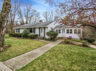 208 Breakneck Rd, Southbridge, MA 01550