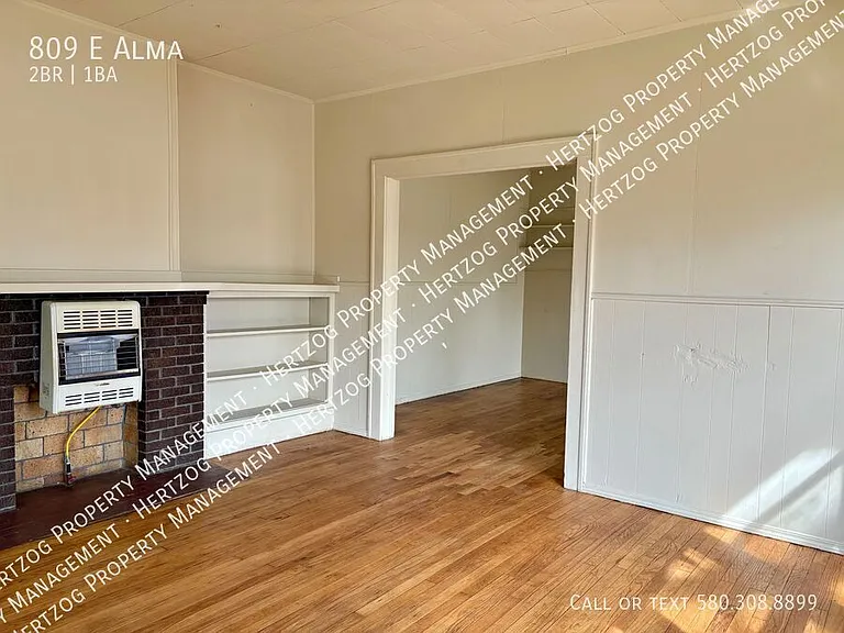809 E Alma Ave — Photo 2