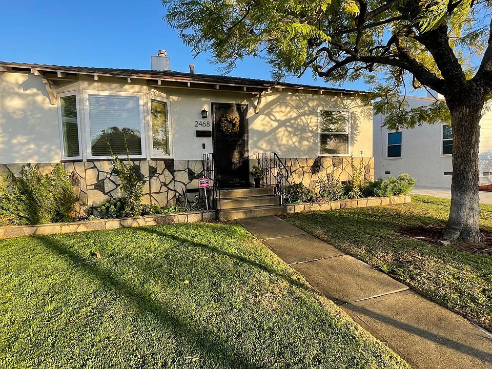 1st image of 2468 Travers Ave