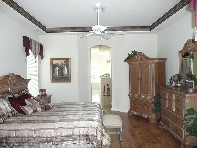9453 Savannah Ct — Photo 11