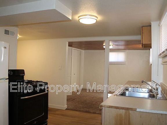 2nd image of 605 Acero Ave