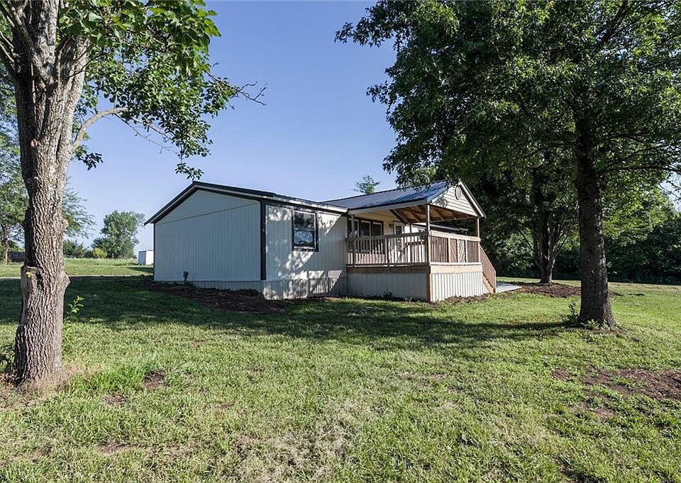 1st image of 14176 NW County Road 15002 Rd