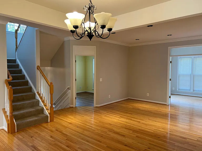 4091 Oak Village Ldg — Photo 3